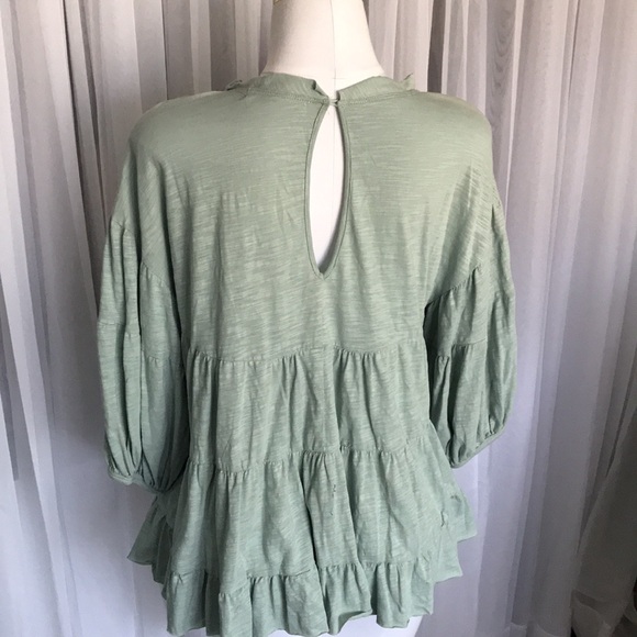 Oversized Ruffle Boho Top - Picture 3 of 5